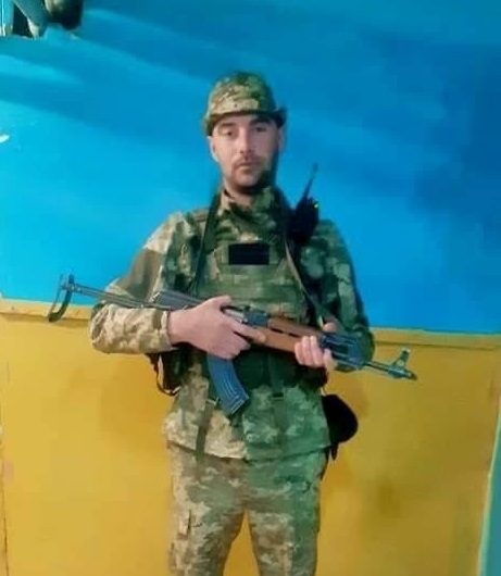 Захисник Ігор Устенко
