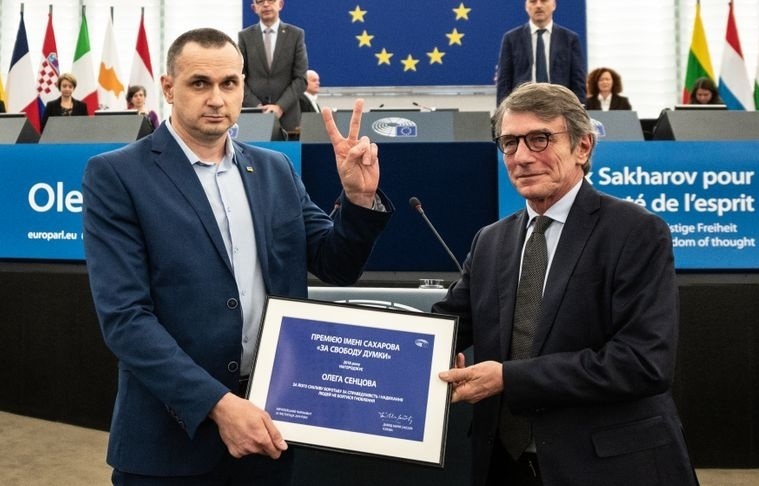 Олег Сенцов та президент Європарламенту Девід Сассолі
