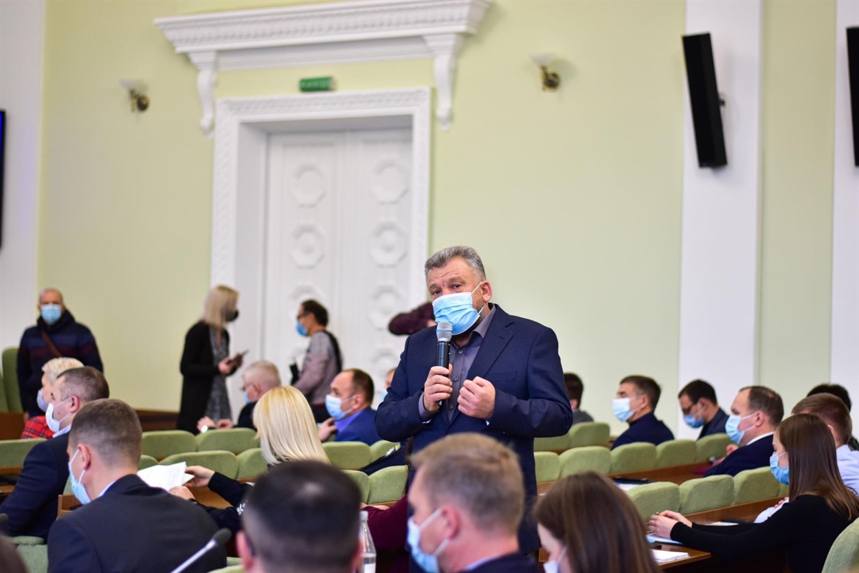 Начальник Управління земельних ресурсів Василь Дмитренко 
