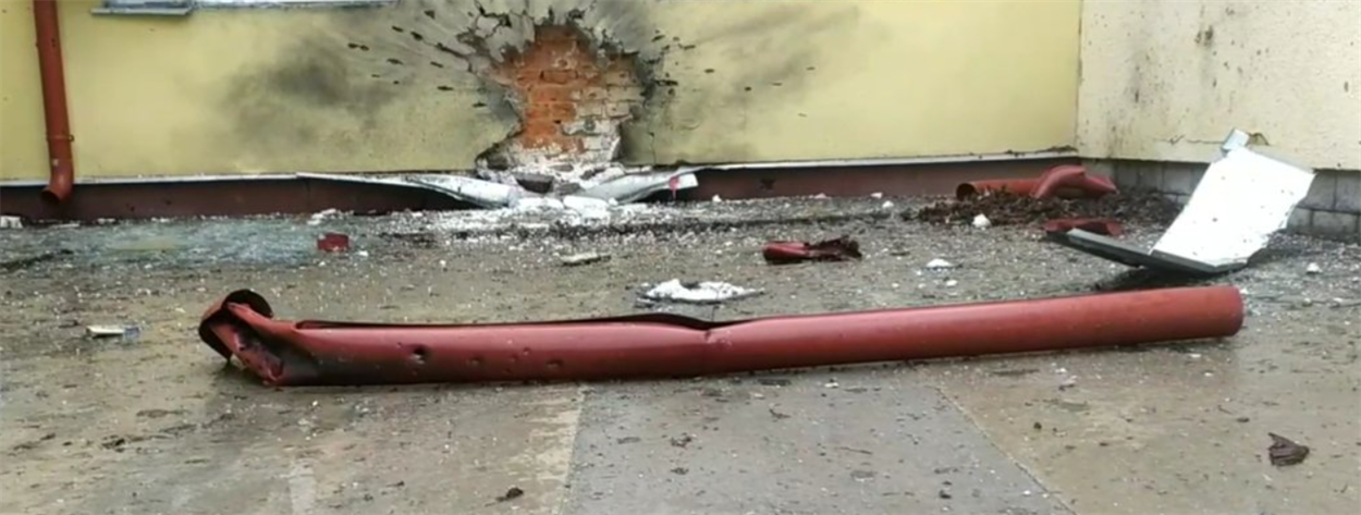 Через обстріли російських військових пошкоджена будівля Чернігівського обласного центру сучасної онкології 