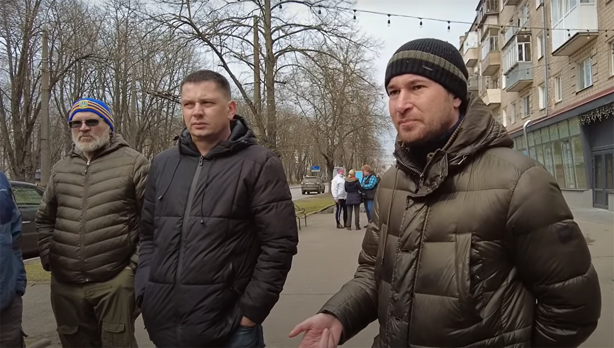 Волонтери зустрілися з секретарем міської ради Олександром Ломако