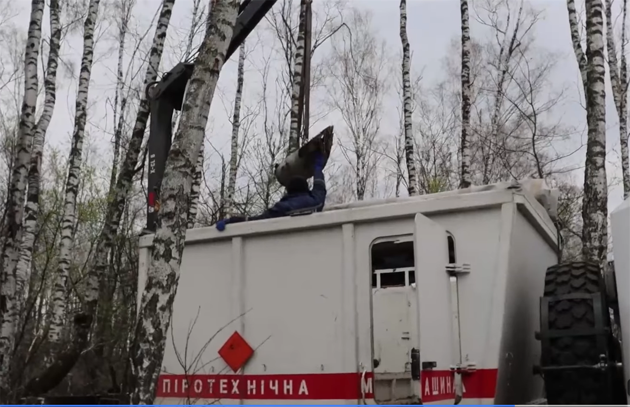 На околицях міста та в самому Чернігові залишається чимало нерозірваних боєприпасів