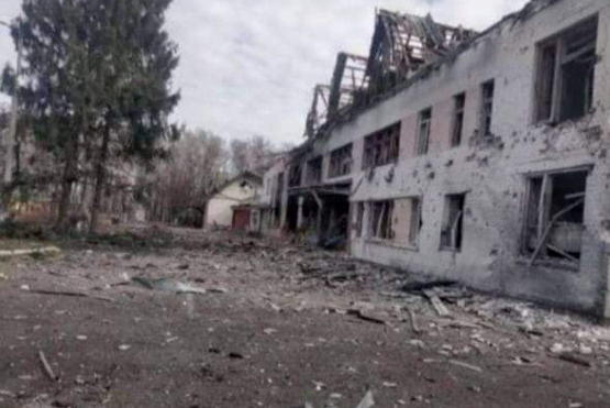 19 березня обстрілами зруйновано будівлю спеціалізованої дитячо-юнацької школи олімпійського резерву з лижного спорту