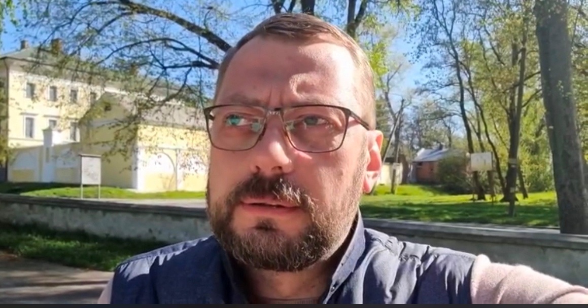 В'ячеслав Чаус під час ранкового звернення до жителів Чернігівської області