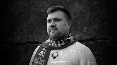 Вболівальник "Десни" Андрій Козаченко на футбольному матчі