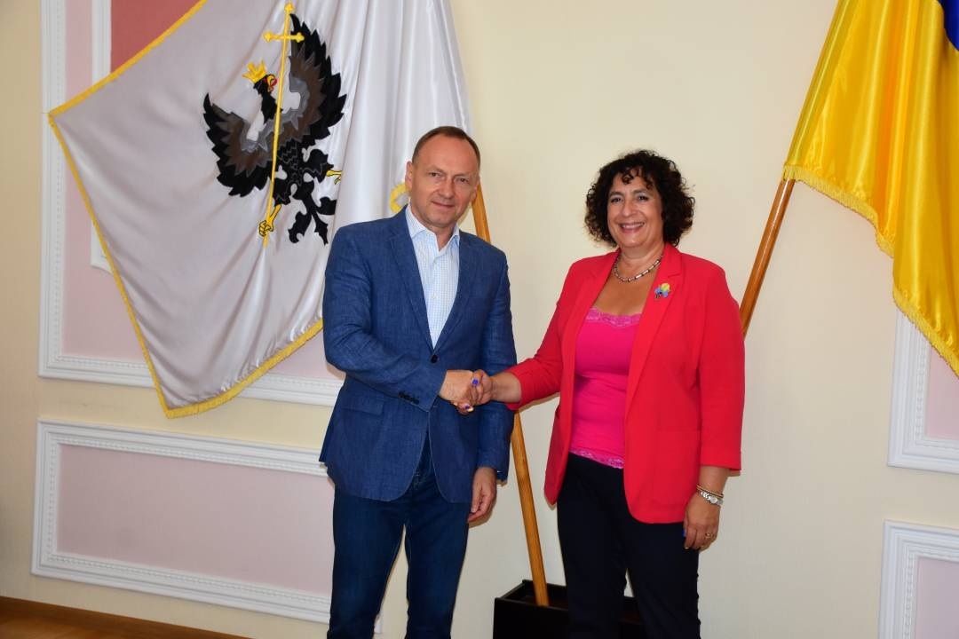 Зустріч міського голови Владислава Атрошенко з послом Великої Британії в Україні пані Меліндою Сіммонс