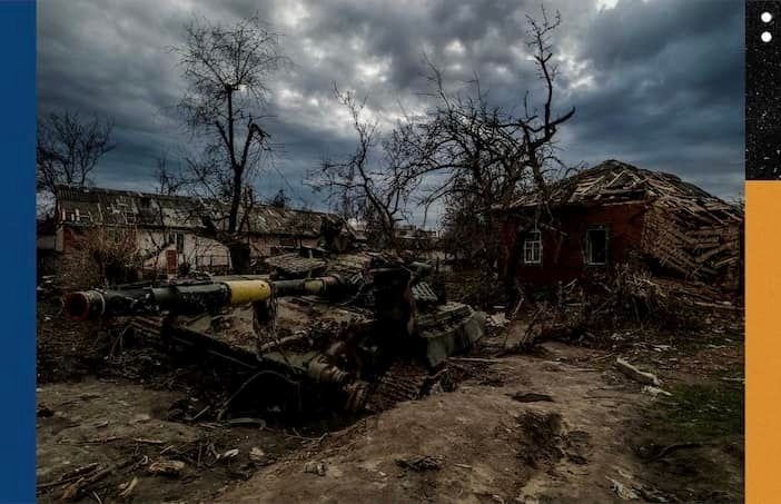 Знищений танк в Чернігові, квітень 2022