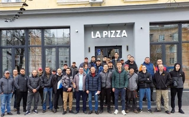 Волонтерська команда La Pizza Espresso