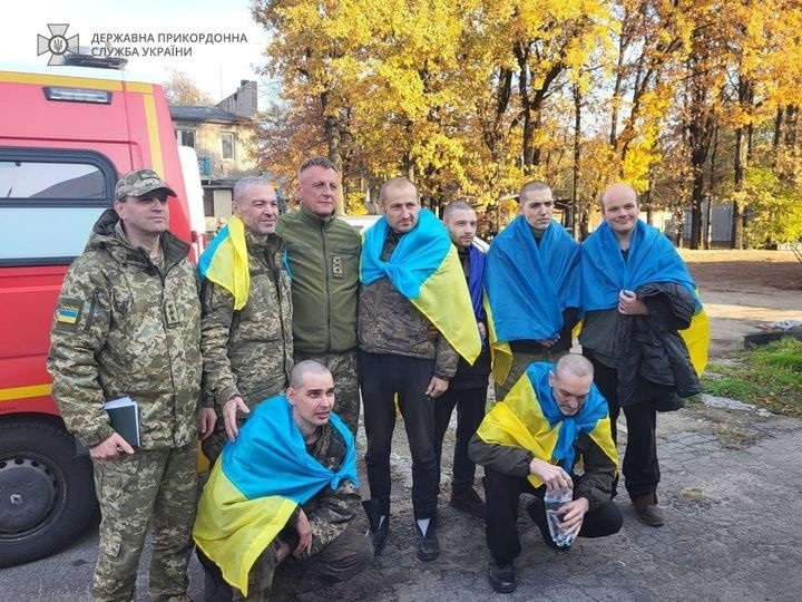 8 прикордонників повернулися додому 