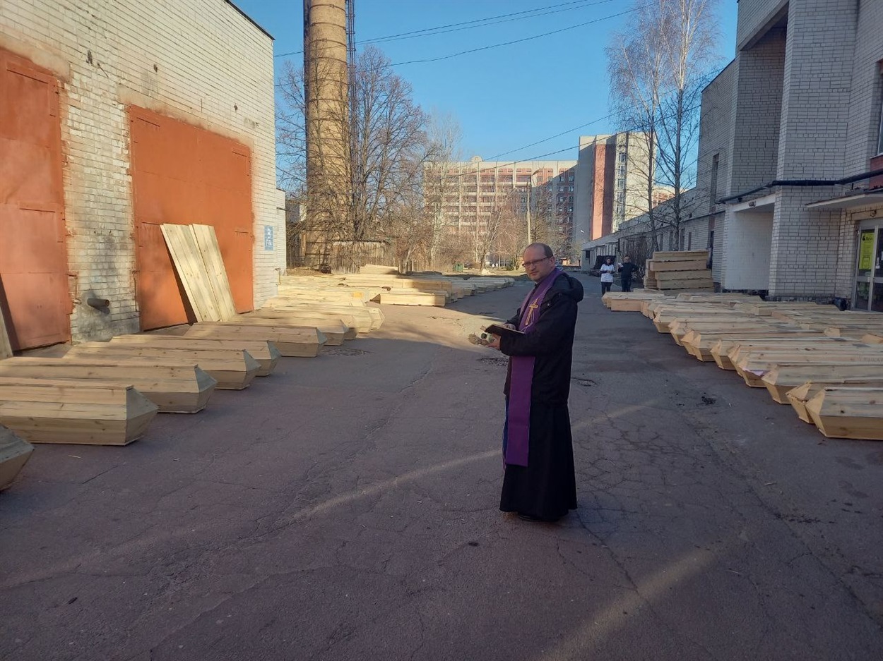 Отець Пьотр під час облоги міста