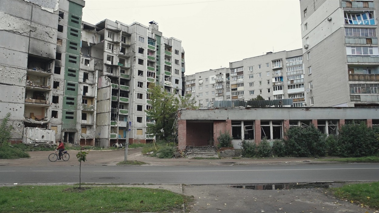 Будинок на вул. Чорновола, 15, Чернігів. Наслідки авіаударів 3 березня 2022 року