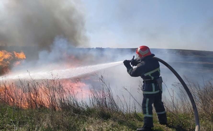 На Чернігвщині внаслідок пожежі сухої трави загинув 87-річний чоловік, 25.08.2023